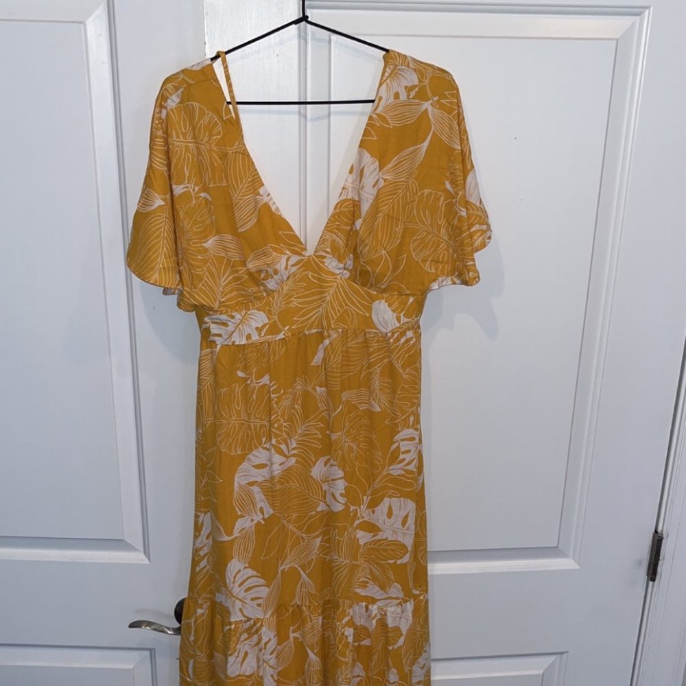Lulu’s Savanna Golden Yellow Floral Print Maxi Dress - Gem